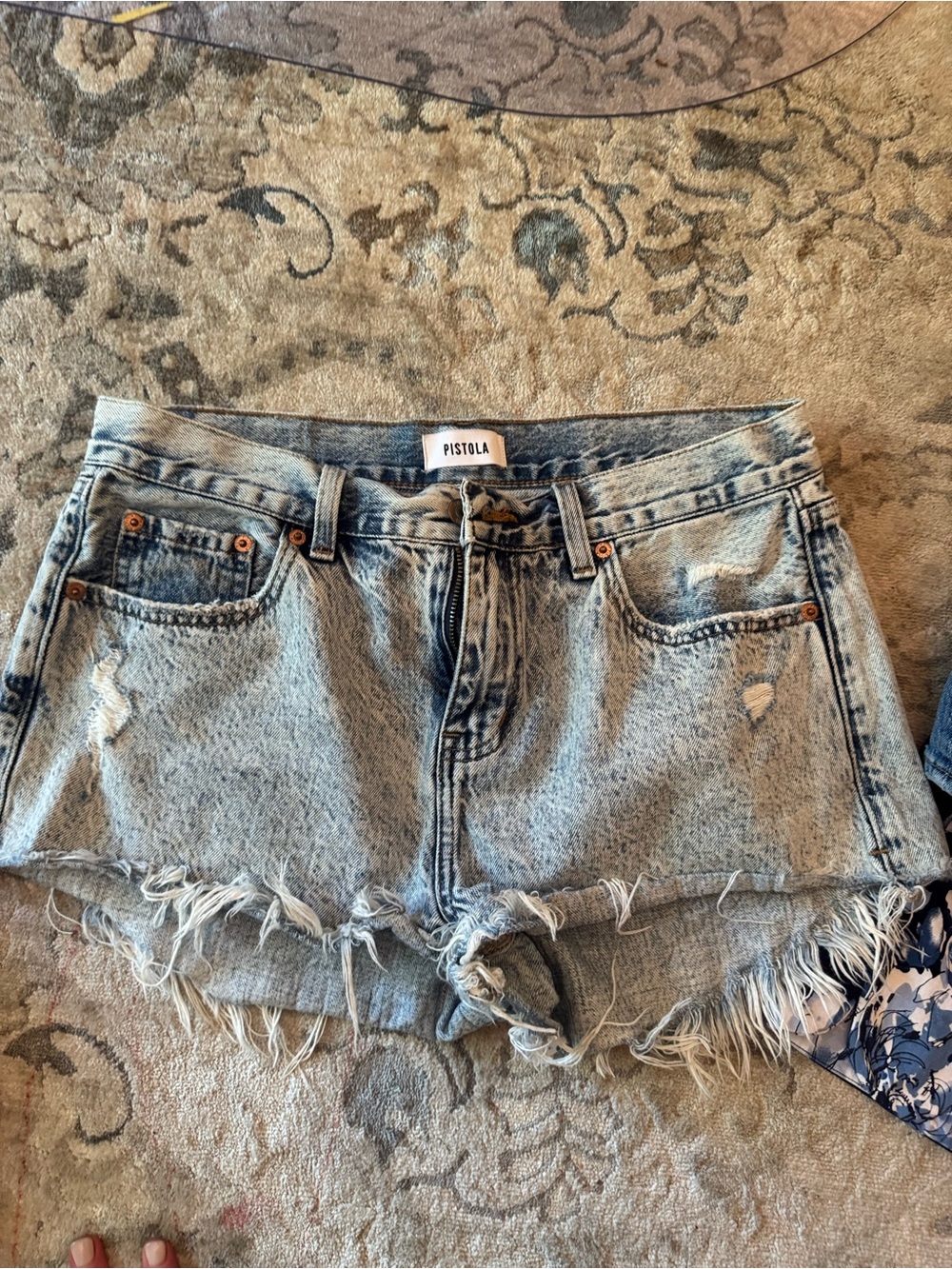 pistola distressed denim jean light wash short size 29